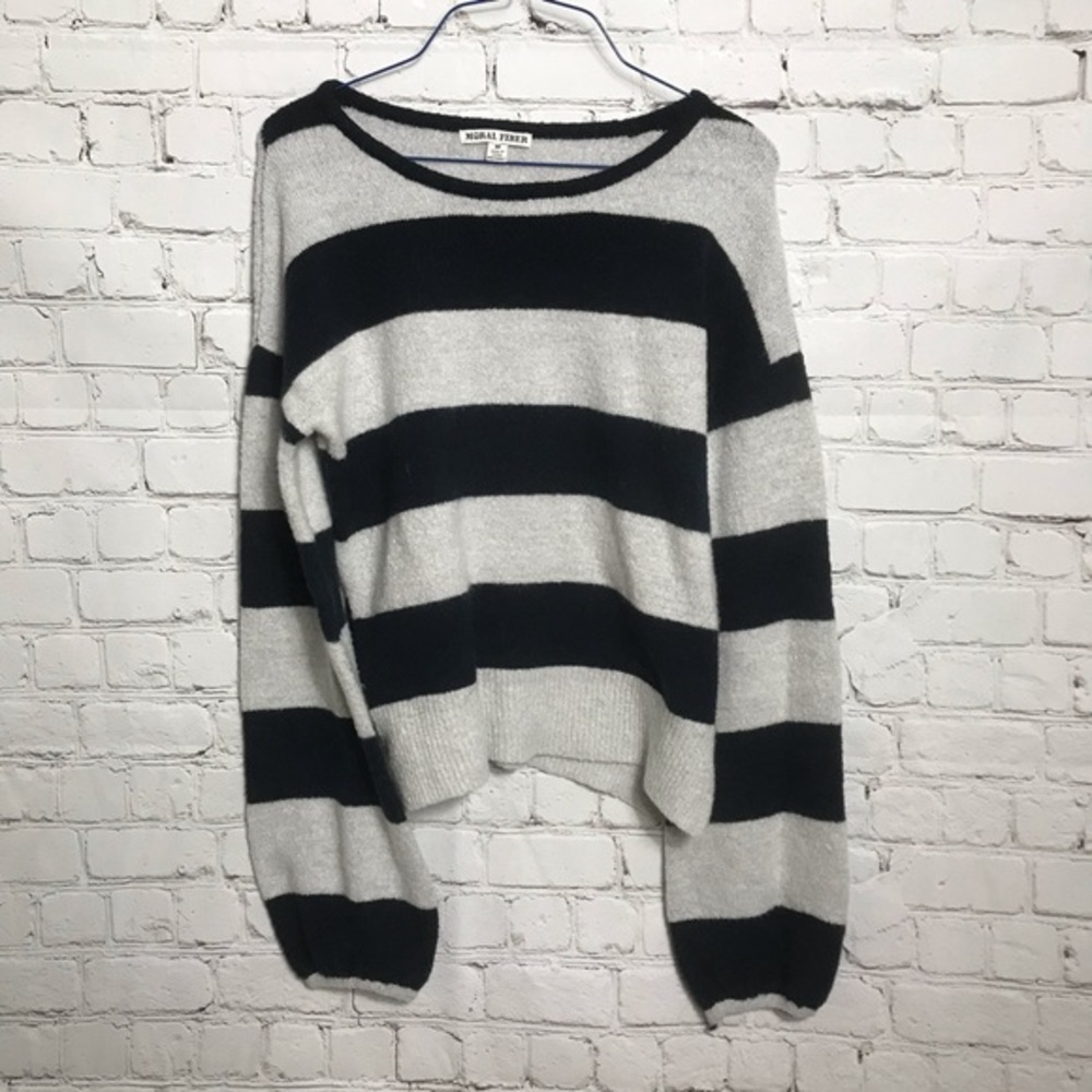 Cropped lightweight Sweater ( M)‎